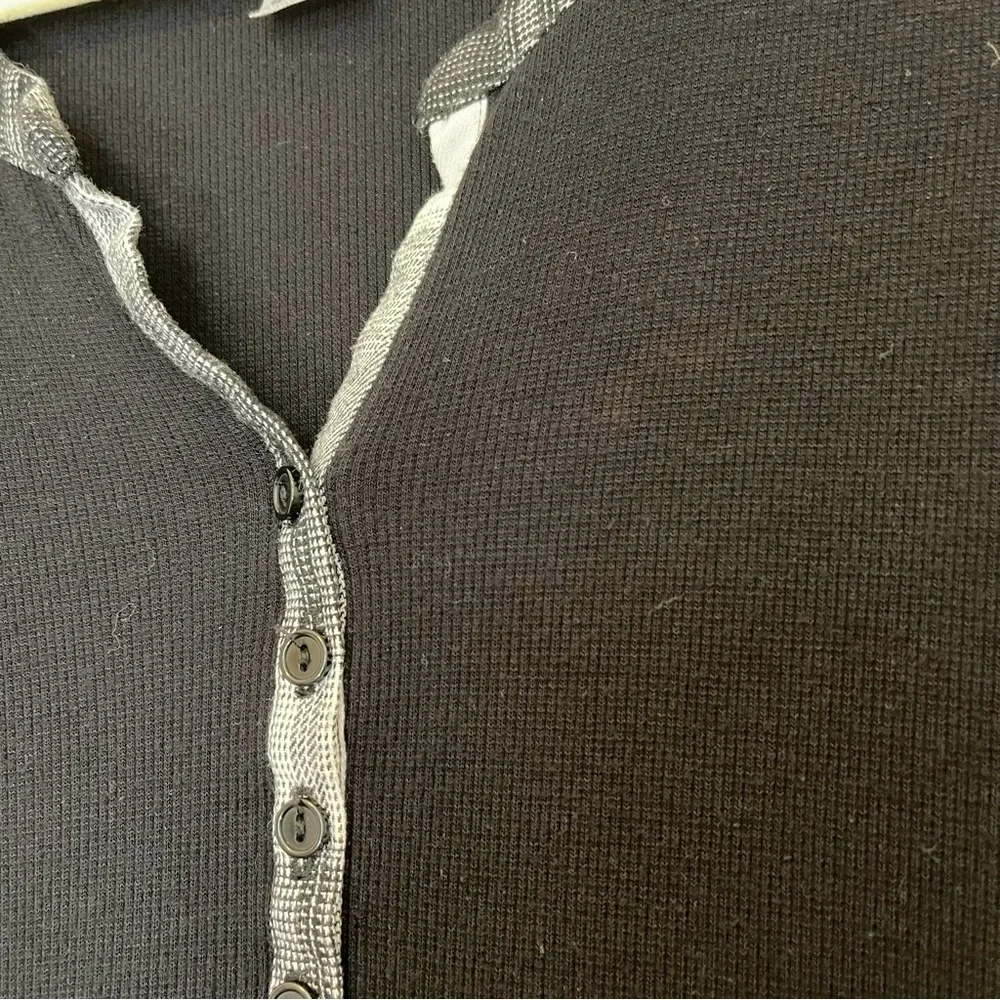 VENUS Ribbed Henley Top - Picture 4 of 9